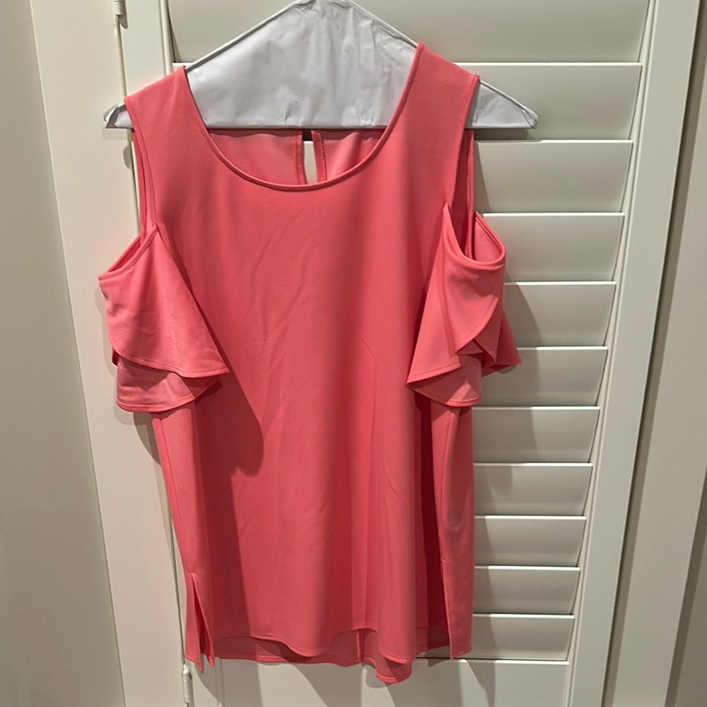 Renuar Elegant Coral Open Shoulder Top sz Large Like New Condition